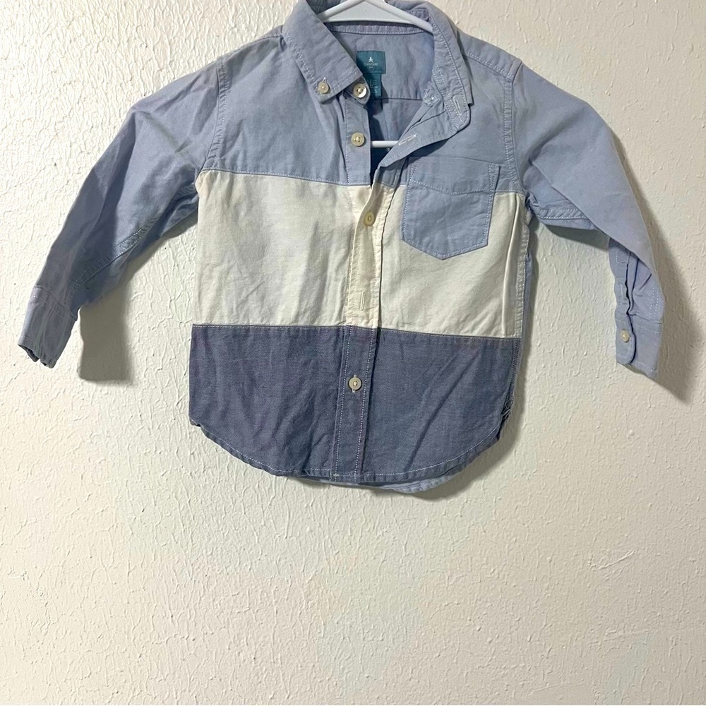 Baby GAP Factory Boys Size 2 YearsBlue and White Button Down Shirt Modern Casual